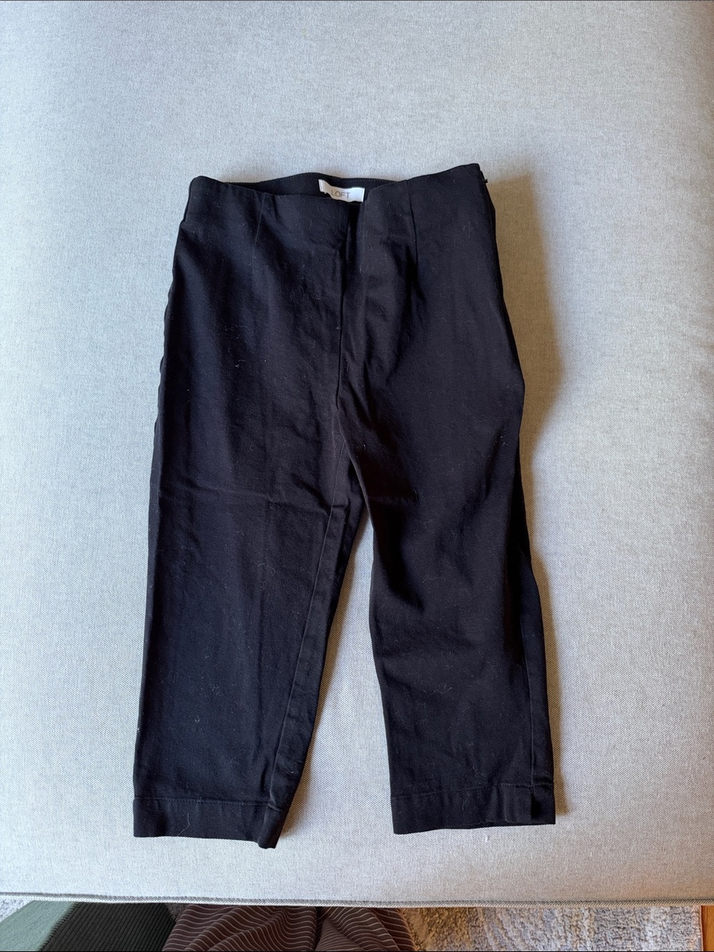 LOFT Capri Pant
